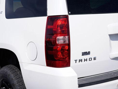 Used 2014 Chevrolet Tahoe LT w/ All-Star Edition AWD/4WD image 3