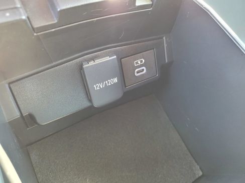 Used 2023 Toyota Corolla LE FWD image 20