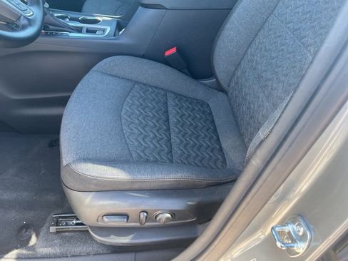 Used 2024 Chevrolet Equinox LT image 13