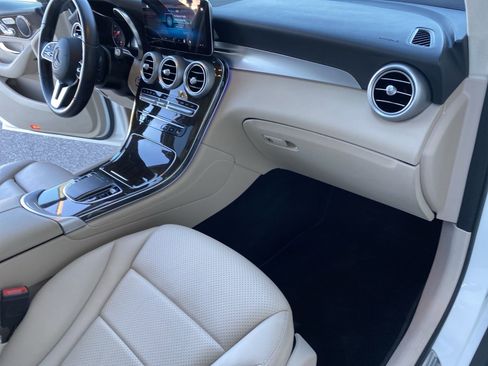Certified 2021 Mercedes-Benz GLC 300 image 16