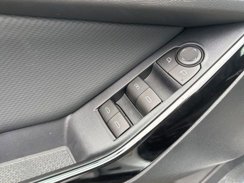 New 2026 Chevrolet Equinox LT image 13