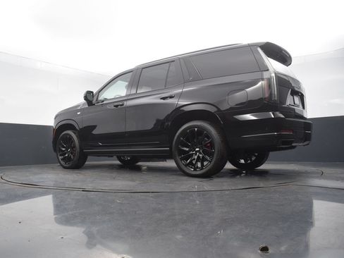 New 2026 Cadillac Escalade Sport w/ LPO, ONYX Package AWD/4WD image 54