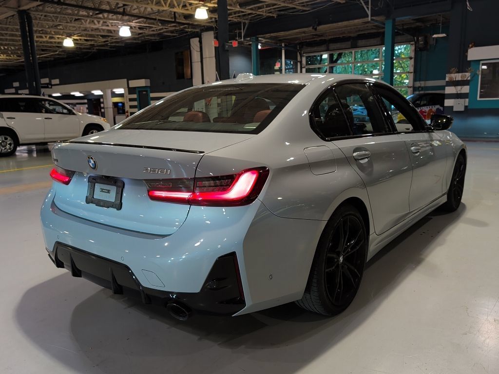 Certified 2024 BMW 330i xDrive Sedan w/ M Sport Package AWD/4WD image 7