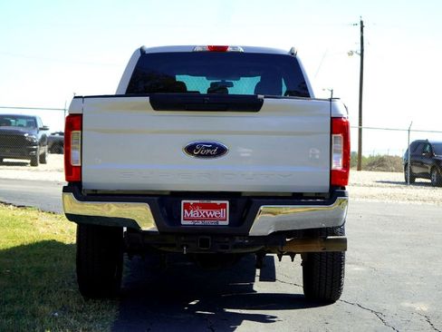 Used 2017 Ford F250 XLT image 7