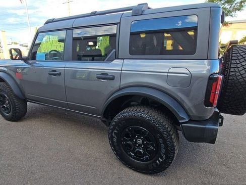 Used 2023 Ford Bronco Wildtrak image 5