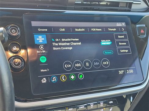 Used 2022 Chevrolet Bolt LT image 15