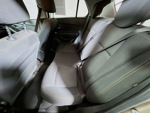 Used 2018 Chevrolet Trax LT w/ LPO, Protection Package image 22