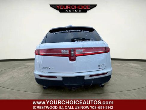 Used 2013 Lincoln MKT AWD image 4