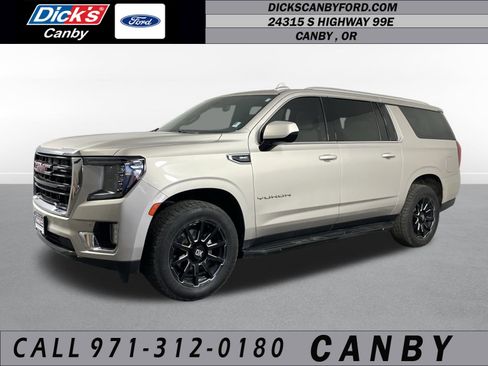 Used 2022 GMC Yukon XL SLE w/ Max Trailering Package image 1