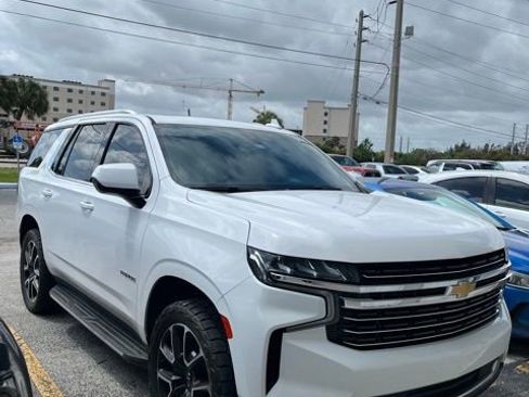Used 2021 Chevrolet Tahoe LT image 3