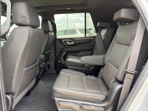 Used 2024 Chevrolet Tahoe High Country image 13