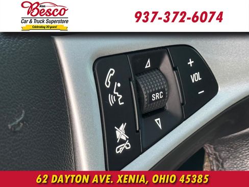 Used 2017 Chevrolet Equinox LT FWD image 11