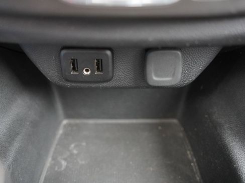 Used 2018 Chevrolet Traverse LT w/ LPO, Floor Liner Package image 30