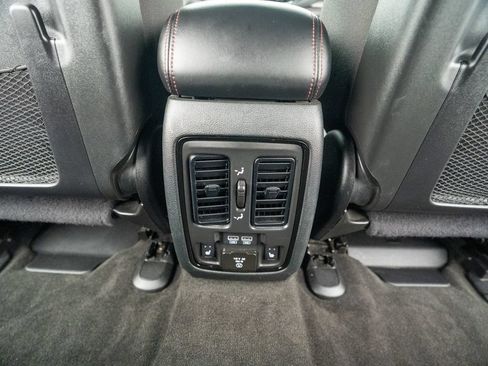 Used 2022 Dodge Durango R/T AWD/4WD image 19
