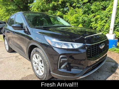 Used 2024 Ford Escape Active w/ Tech Pack #2 FWD image 8
