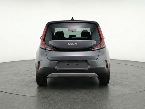 Used 2025 Kia Soul LX w/ LX Technology Package image 7