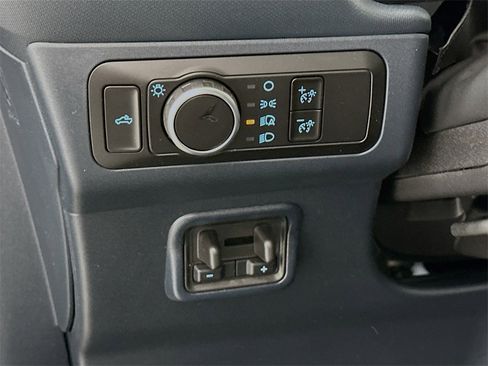 New 2026 Ford Maverick Lariat w/ Black Appearance Package image 10