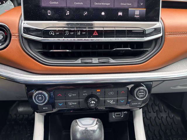 Used 2022 Jeep Compass Limited AWD/4WD image 28