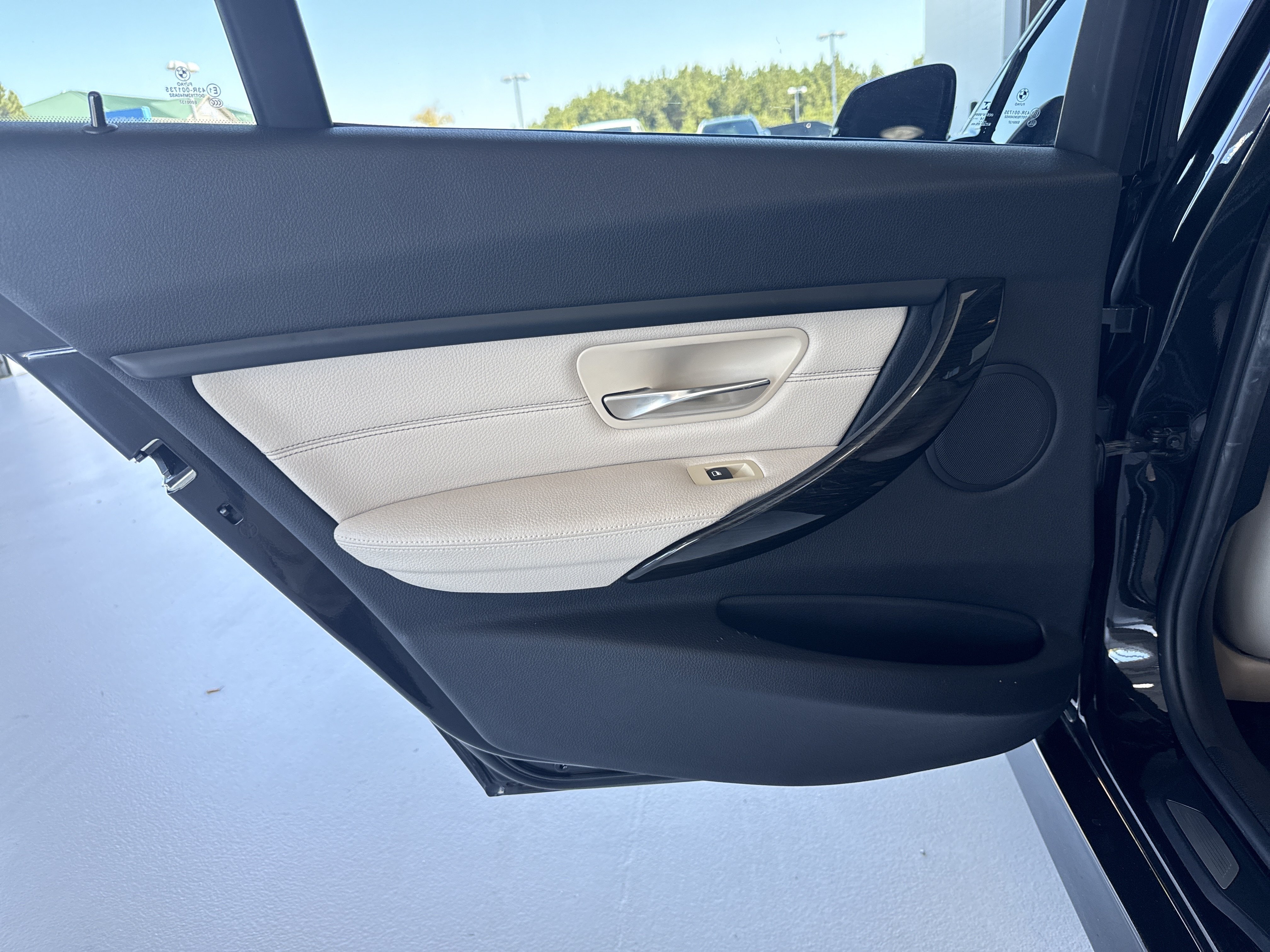 Used 2015 BMW 335i Sedan RWD image 23