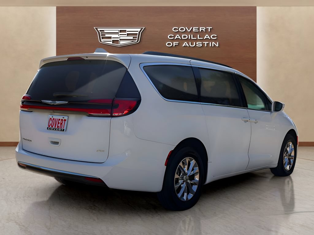 Used 2022 Chrysler Pacifica Touring-L AWD/4WD image 7