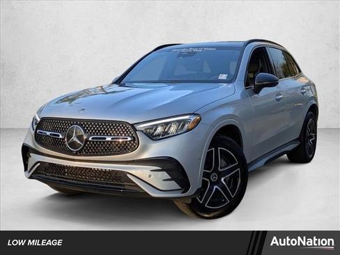 Used 2026 Mercedes-Benz GLC 300 4MATIC image 1