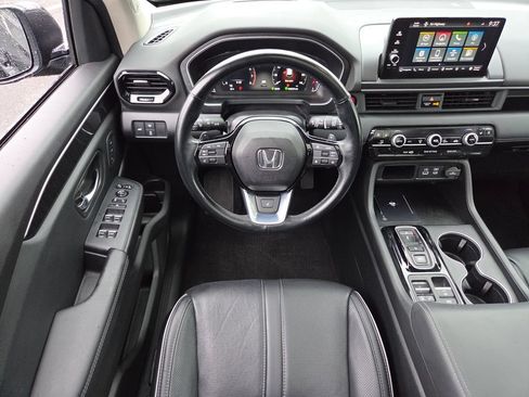 Used 2023 Honda Pilot Elite image 37