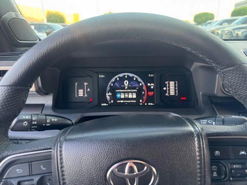 Certified 2025 Toyota Tacoma SR5 AWD/4WD image 10