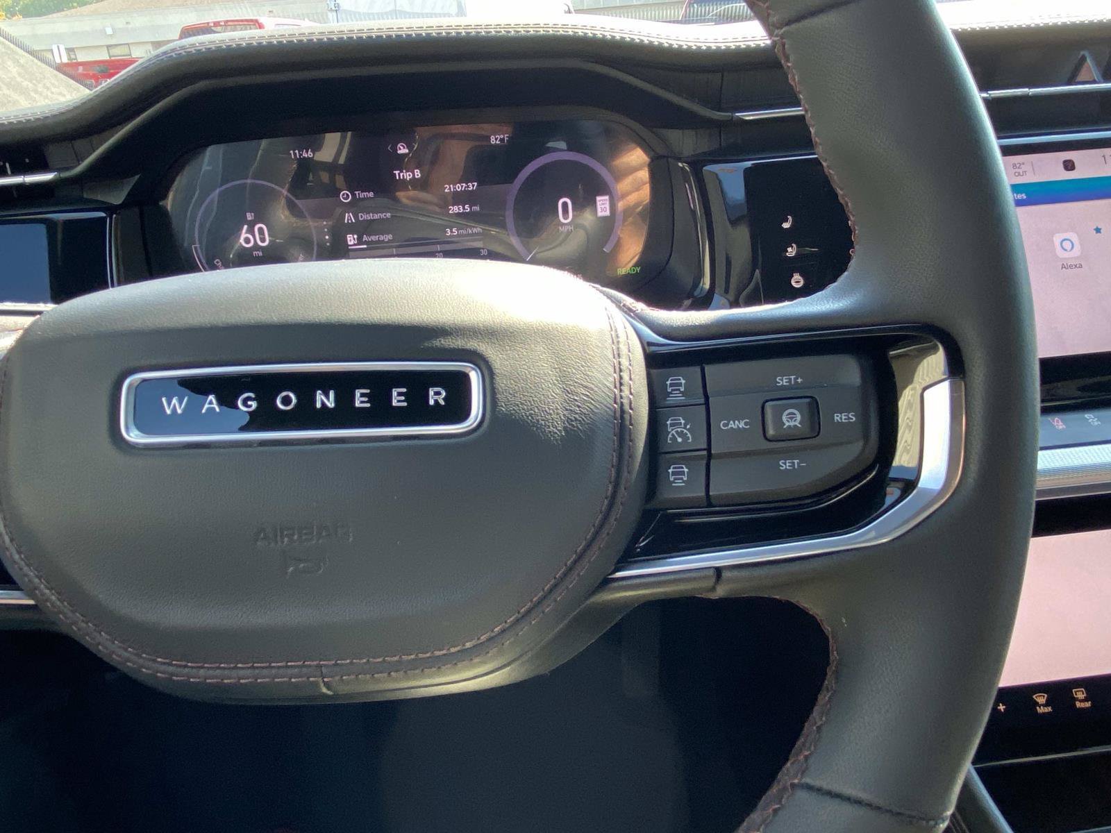 Used 2024 Jeep Wagoneer Launch Edition AWD/4WD image 41