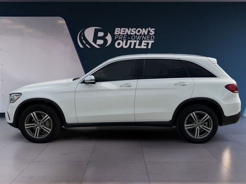 Used 2022 Mercedes-Benz GLC 300 image 2