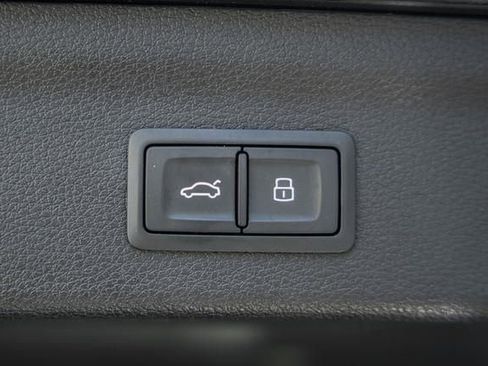 Used 2021 Audi Q3 2.0T Premium Plus w/ Premium Plus Package image 13