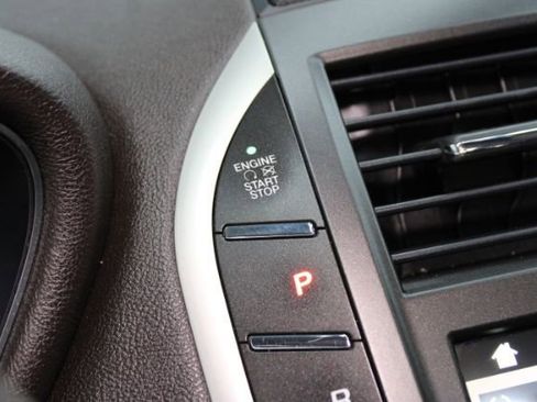 Used 2017 Lincoln MKC Reserve image 15