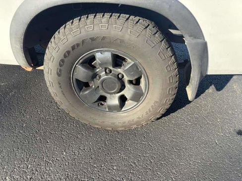 Used 1998 Nissan Frontier image 9