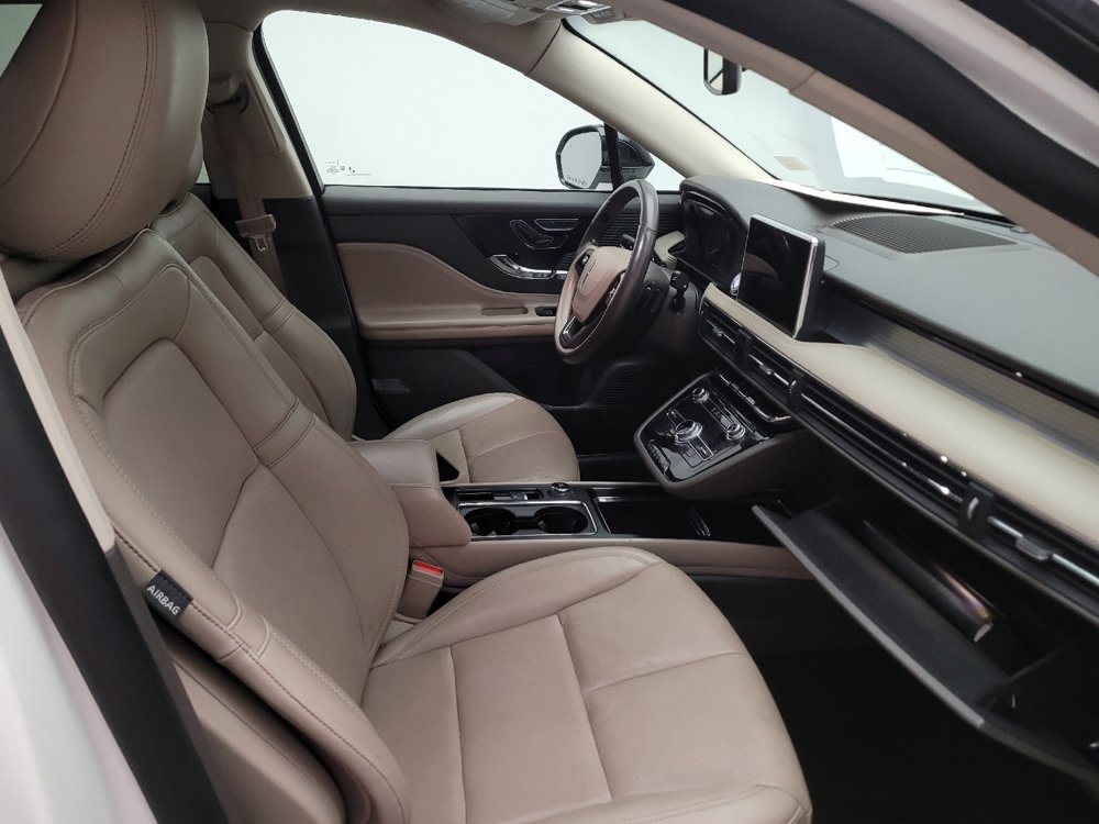 Used 2022 Lincoln Corsair AWD w/ Premium Package image 21