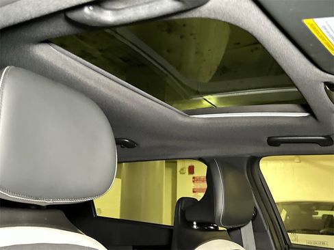 Used 2023 Kia EV6 GT-Line w/ GT-Line Suede Seat Package image 15