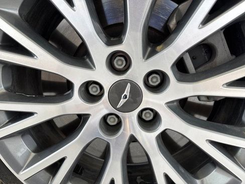 Used 2024 Genesis GV80 2.5T image 5