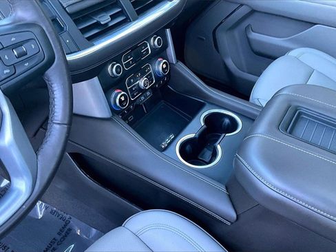 Used 2023 GMC Yukon SLT image 18