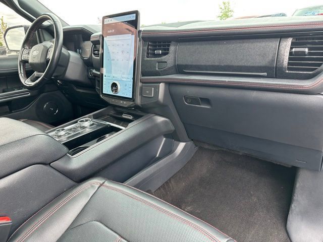 Certified 2022 Ford Expedition Limited AWD/4WD image 9
