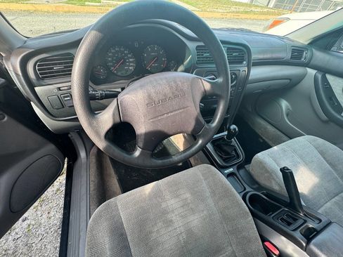 Used 2001 Subaru Legacy L image 17