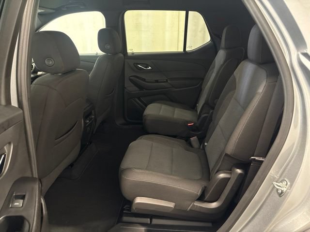 Used 2023 Chevrolet Traverse LT FWD image 29