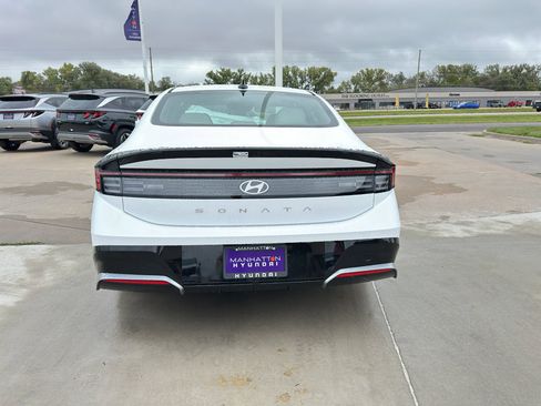 New 2026 Hyundai Sonata SEL image 9