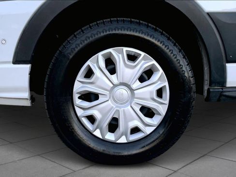 Used 2023 Ford Transit 350 XLT image 11