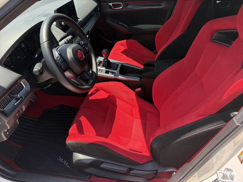 Used 2023 Honda Civic Type R image 18