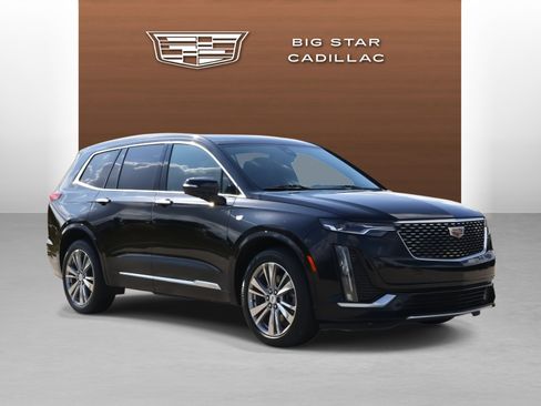Used 2023 Cadillac XT6 Premium Luxury image 7
