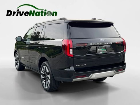 Used 2026 Ford Expedition Platinum w/ Driver's Package AWD/4WD image 7