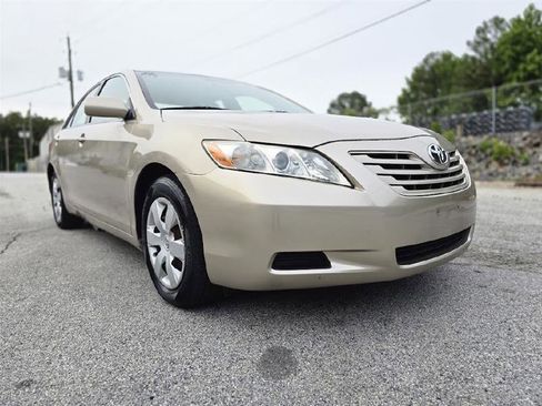 Used 2007 Toyota Camry XLE FWD image 11