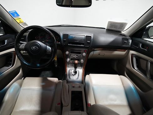 Used 2009 Subaru Outback 2.5i Limited image 14