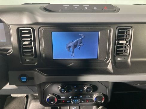 Used 2023 Ford Bronco Big Bend w/ Sasquatch Package image 13