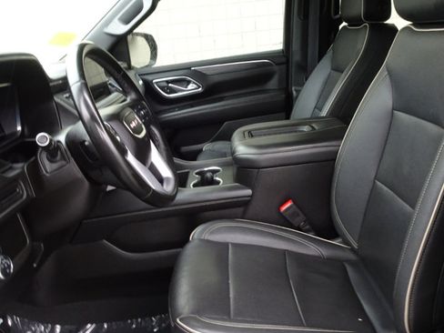 Used 2023 GMC Yukon SLT image 8