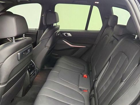 Used 2021 BMW X5 M50i AWD/4WD image 21