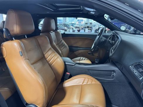 Used 2019 Dodge Challenger SRT Hellcat Redeye image 35